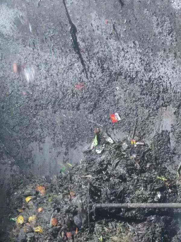 锦江污水池清理